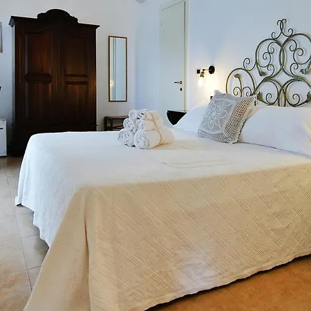 Bed & Breakfast Carola 3*