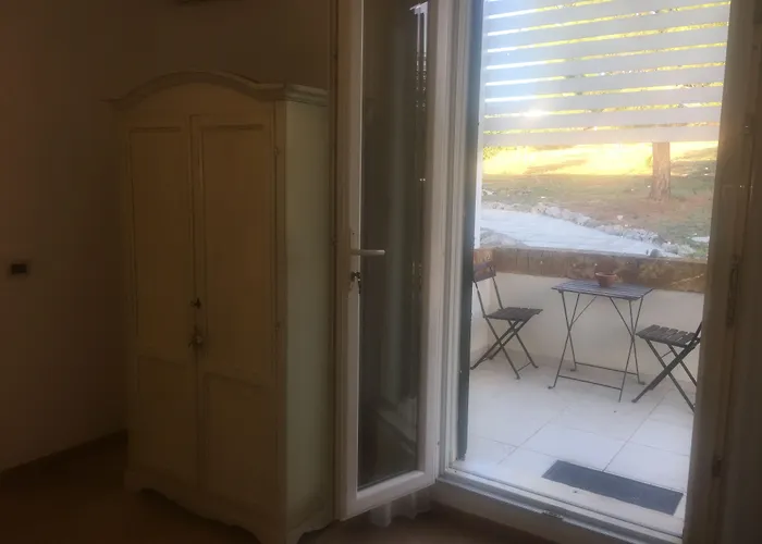 Carola Bed & Breakfast 4*